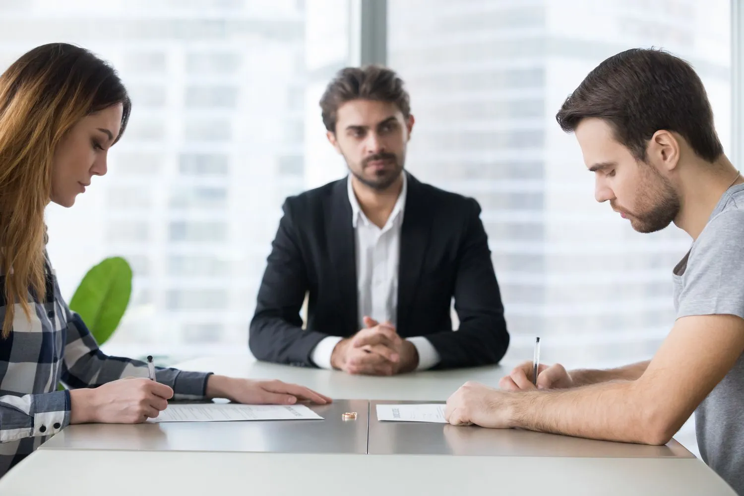 How EH Mediation Guides Couples Toward Fair and Balanced Outcomes Newhaven